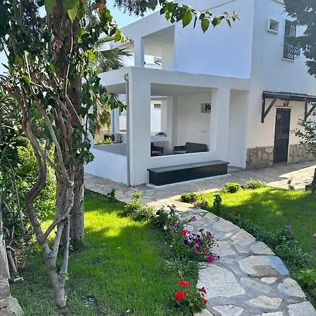 Gundogan Full Sea View With Garden Triplex بودروم