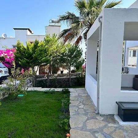Gundogan Full Sea View With Garden Triplex فندق *